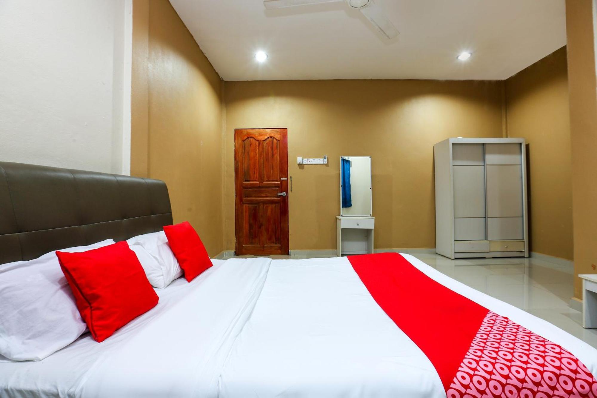 Oyo 89933 Nun Hotel Jeli Exterior photo