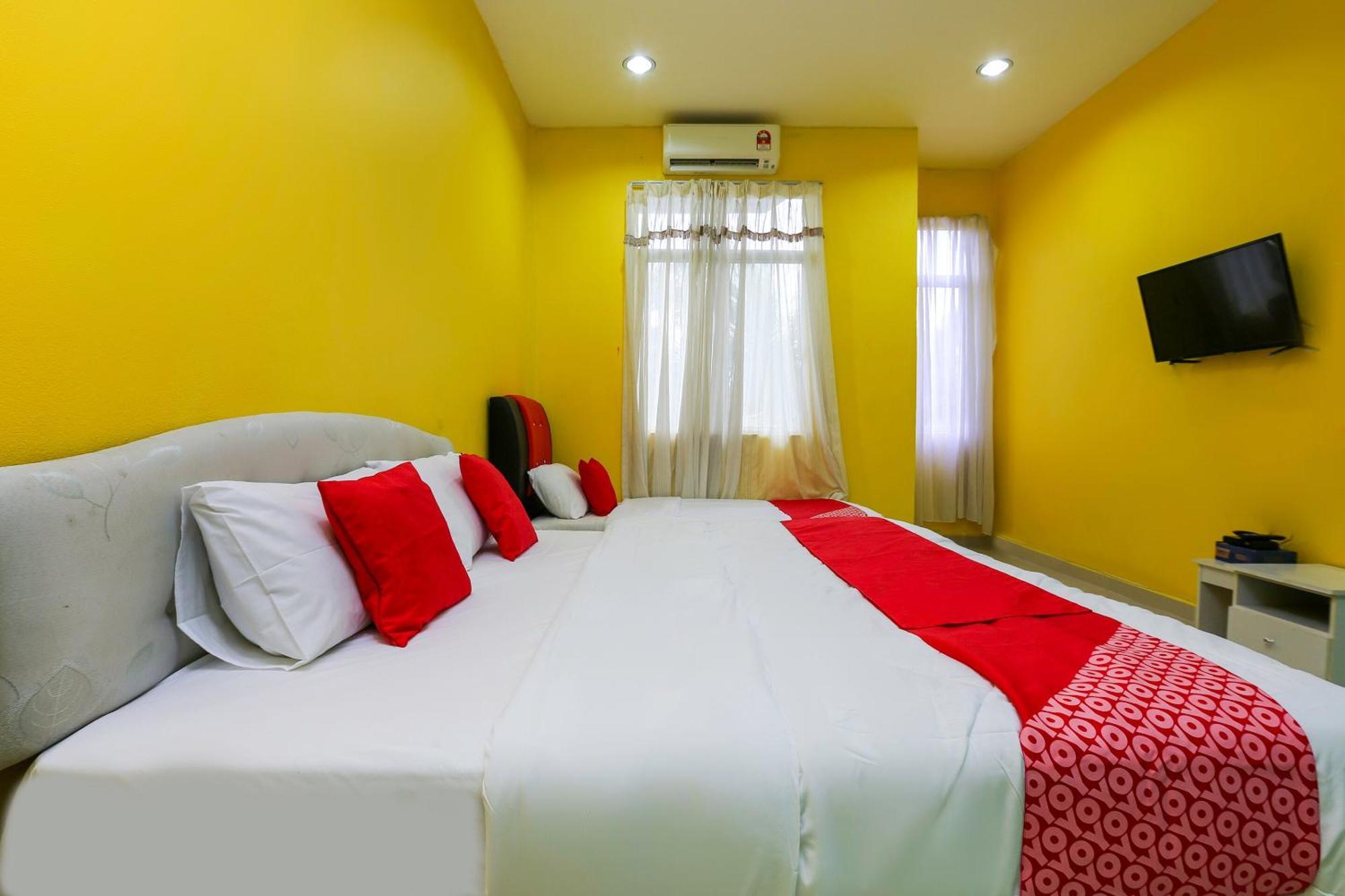 Oyo 89933 Nun Hotel Jeli Exterior photo