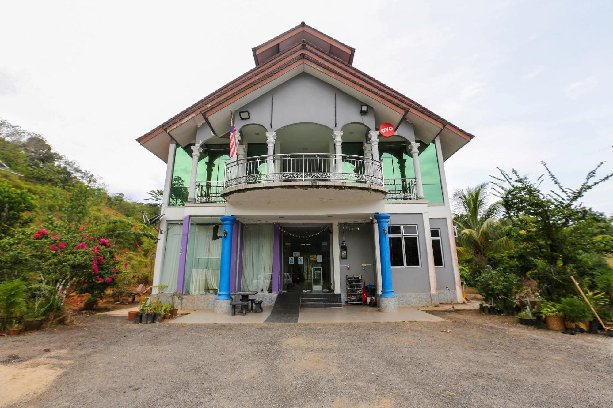 Oyo 89933 Nun Hotel Jeli Exterior photo