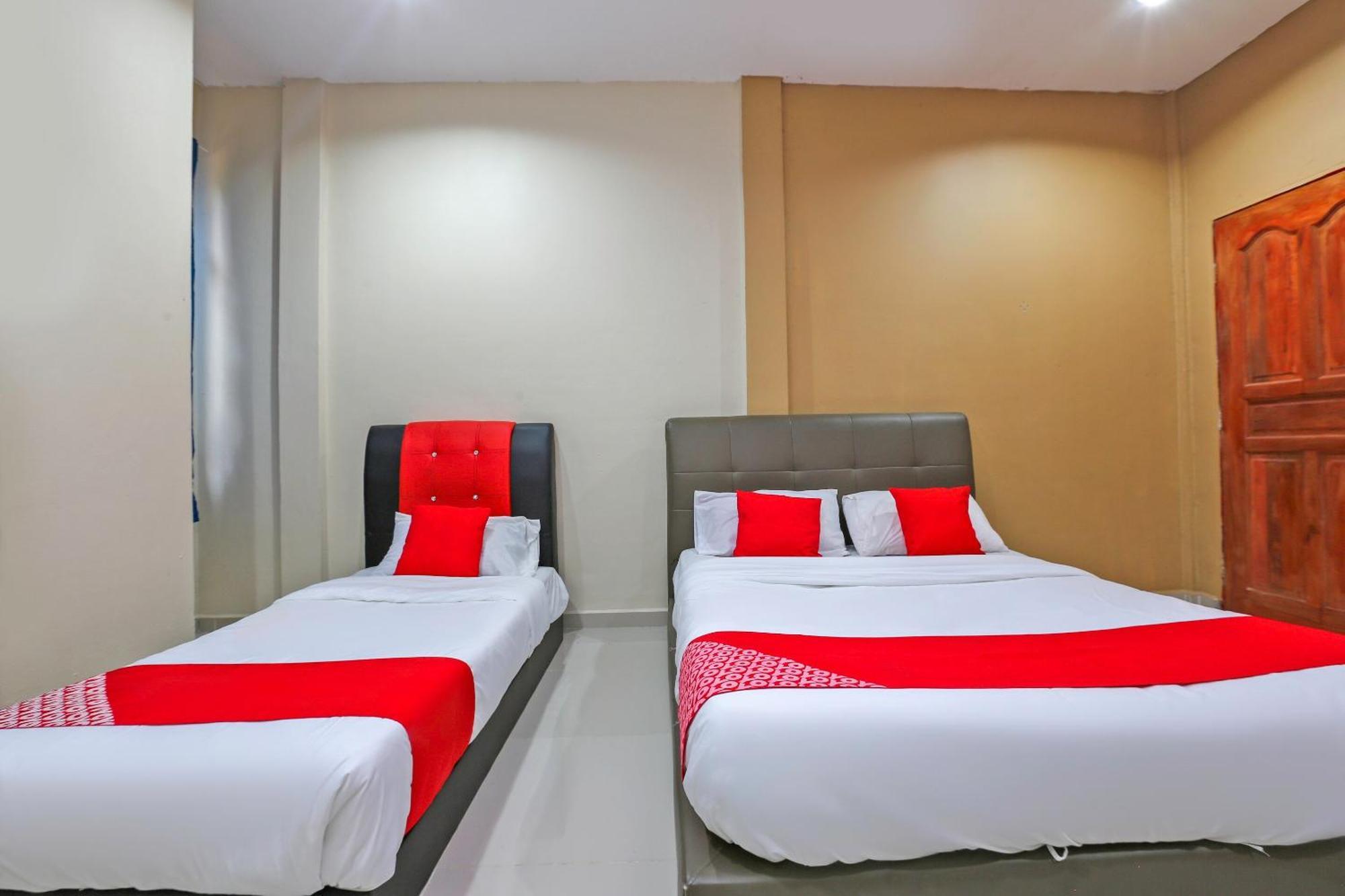 Oyo 89933 Nun Hotel Jeli Exterior photo