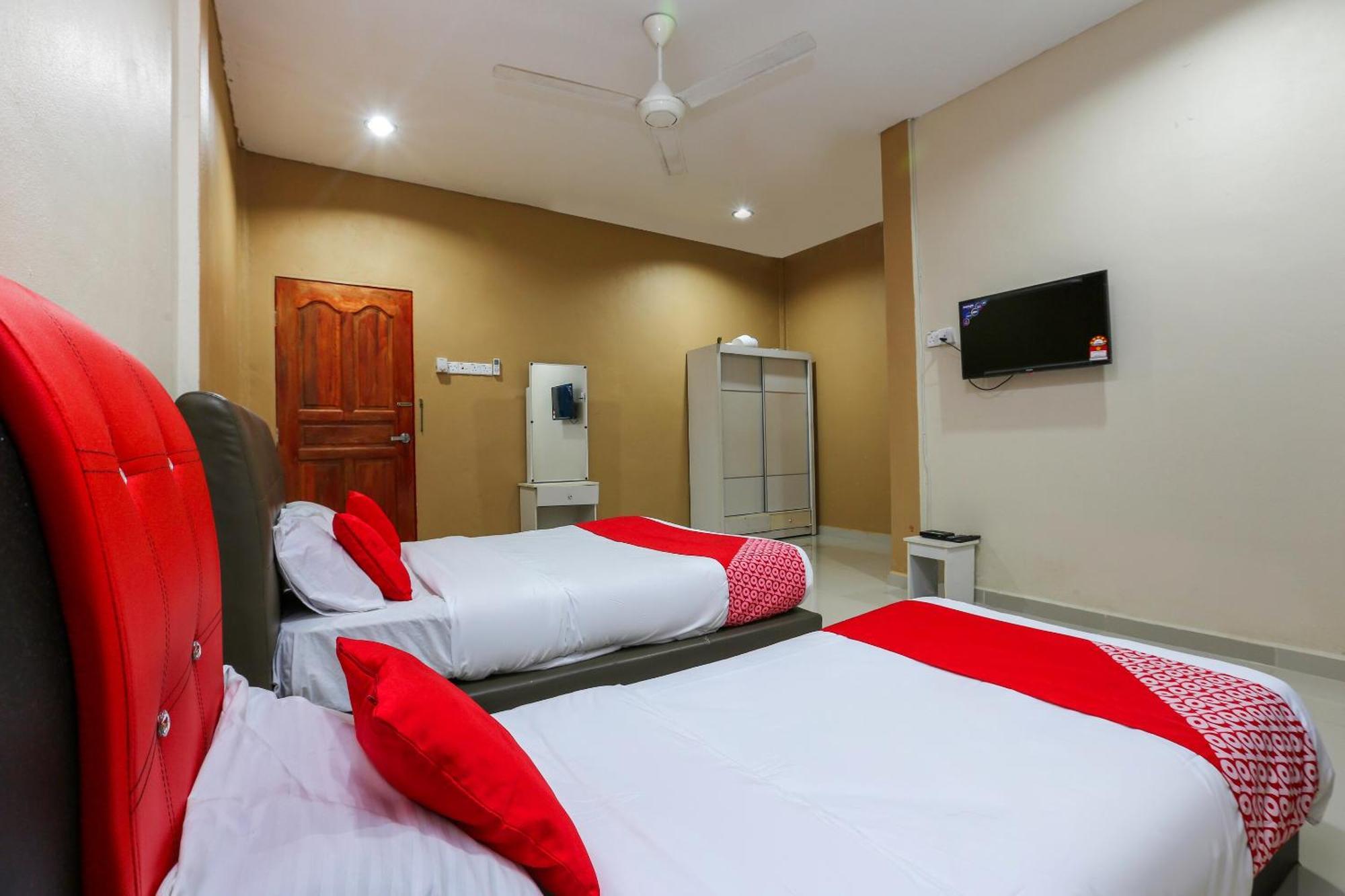 Oyo 89933 Nun Hotel Jeli Exterior photo